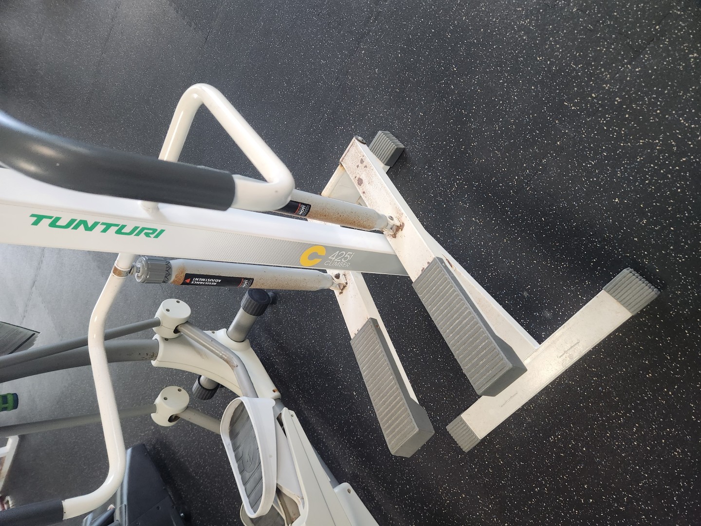 Rust Gym Equipment 3